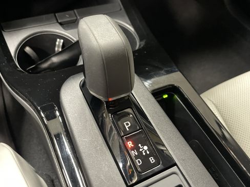 Certified 2024 Toyota Prius XLE image 26