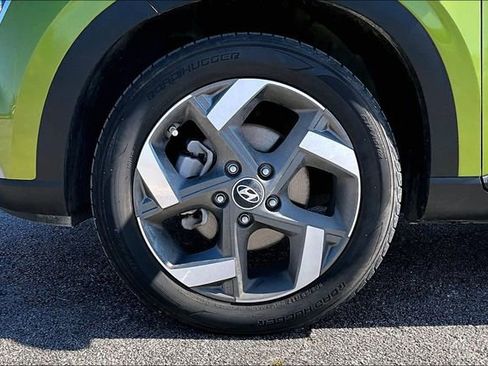 Used 2021 Hyundai Venue SEL w/ Cargo Package FWD image 33