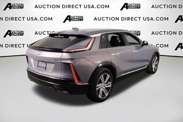 Used 2024 Cadillac Lyriq Tech AWD/4WD image 43