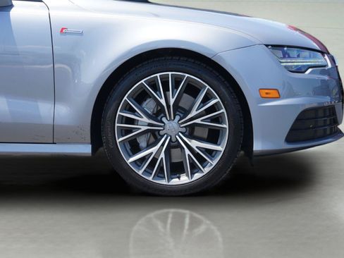 Used 2017 Audi A7 3.0T Premium Plus w/ 20" Wheel & Tire Package AWD/4WD image 4