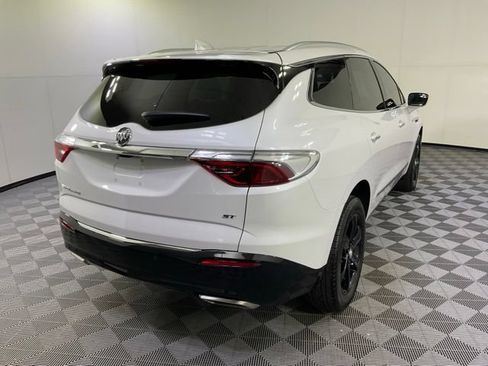 Used 2024 Buick Enclave Essence w/ Sport Touring Edition FWD image 8