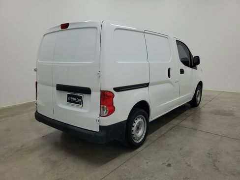 Used 2020 Nissan NV200 S image 5