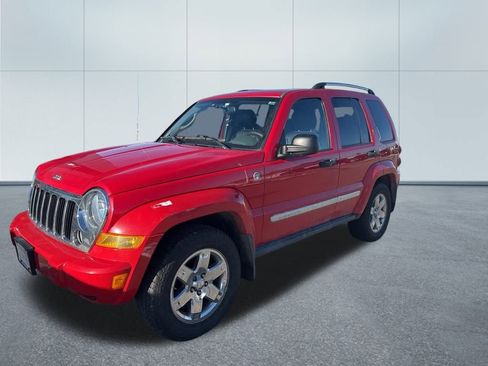Used 2005 Jeep Liberty Limited image 10