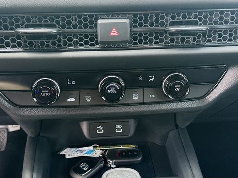New 2027 Honda HR-V LX image 14