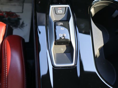 Used 2025 Audi S6 e-tron Prestige AWD/4WD image 15