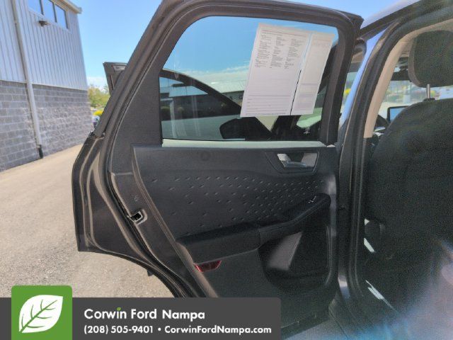 Used 2020 Ford Escape SE FWD image 24
