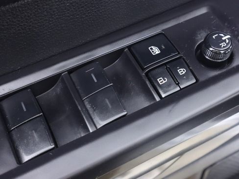 Used 2022 Toyota Tundra SR5 image 26