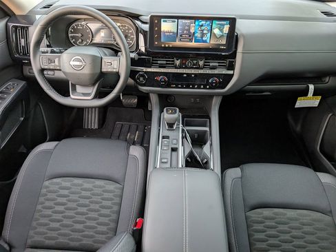 New 2026 Nissan Pathfinder SV FWD image 8