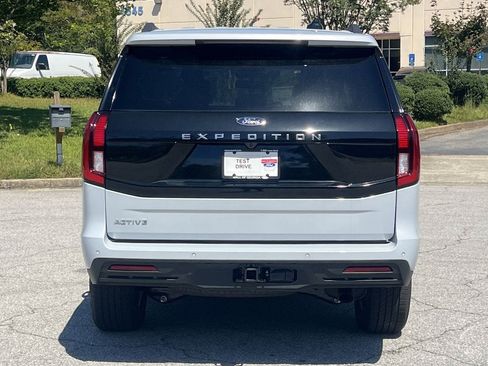 New 2026 Ford Expedition Active RWD image 24