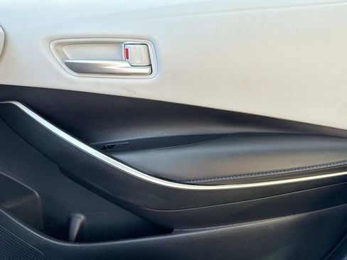 Used 2022 Toyota Corolla SE image 21