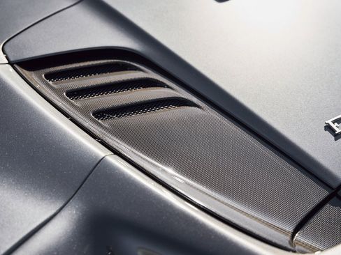 Used 2022 Ferrari F8 Tributo image 16