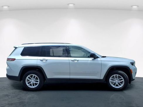 Used 2025 Jeep Grand Cherokee L Laredo w/ Luxury Tech Group I AWD/4WD image 7
