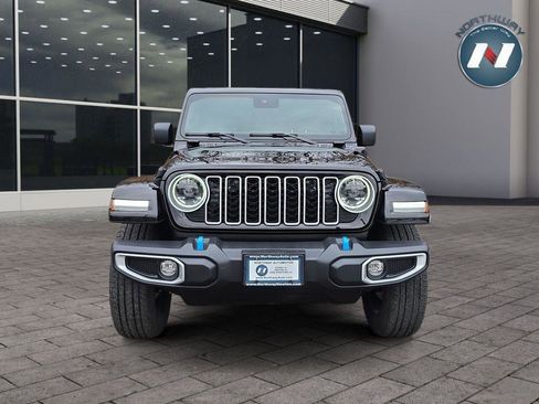 Used 2024 Jeep Wrangler Sahara image 15