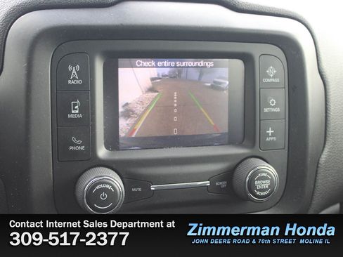 Used 2019 Jeep Renegade Sport image 21