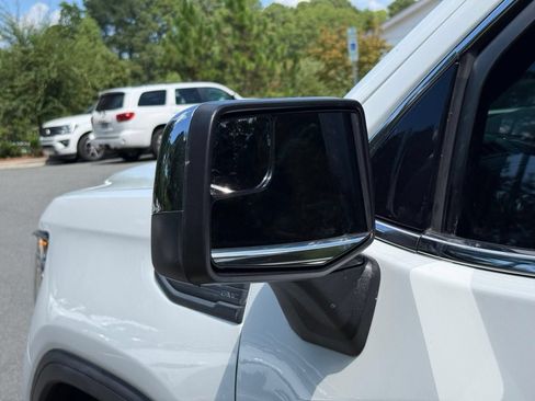 Used 2021 GMC Sierra 1500 SLE AWD/4WD image 15