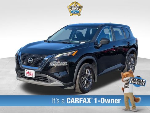 Used 2023 Nissan Rogue S image 1