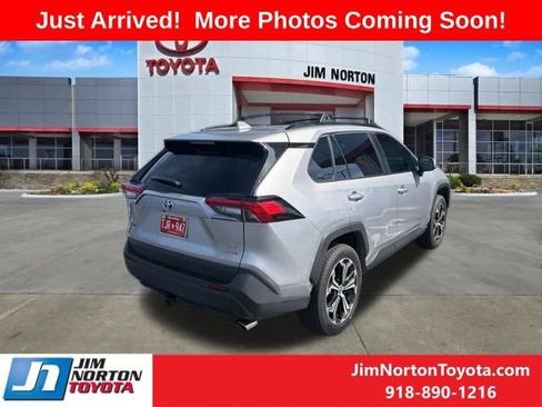 Used 2024 Toyota RAV4 XLE Premium w/ Weather Package AWD/4WD image 7