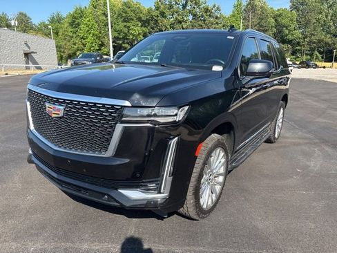 Used 2023 Cadillac Escalade Premium Luxury w/ Performance Package image 3