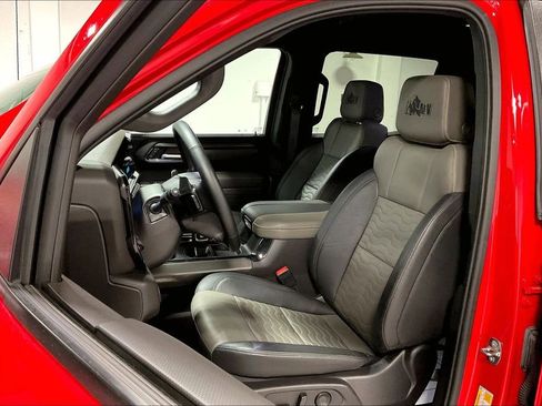 Used 2024 Chevrolet Silverado 1500 ZR2 w/ ZR2 Bison Edition AWD/4WD image 30