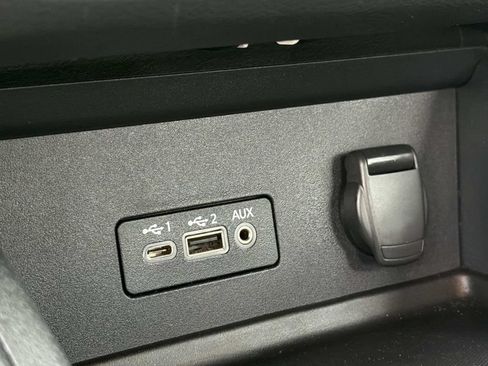 Used 2023 Nissan Sentra SV FWD image 27
