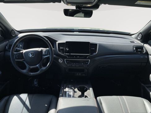 Used 2025 Honda Ridgeline TrailSport image 25