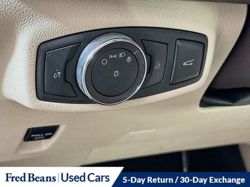 Used 2019 Lincoln MKC Reserve w/ MKC Climate Package image 12