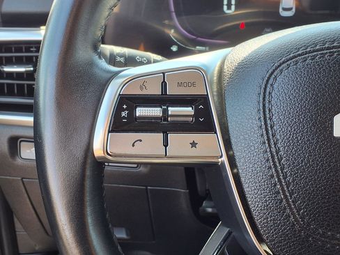 Used 2023 Kia Telluride S AWD/4WD image 6