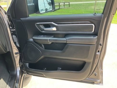 Used 2023 RAM 1500 2WD Crew Cab image 13