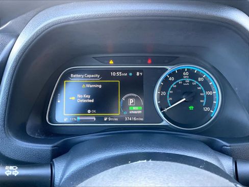 Certified 2023 Nissan Leaf S image 24