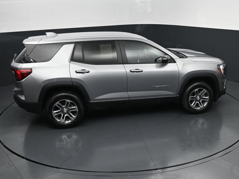 Used 2026 GMC Terrain Elevation FWD image 32