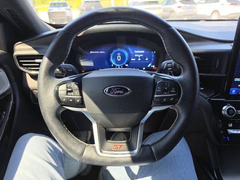 Used 2021 Ford Explorer ST w/ Equipment Group 401A AWD/4WD image 17