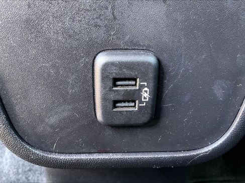 Certified 2024 Chevrolet Equinox LT image 30