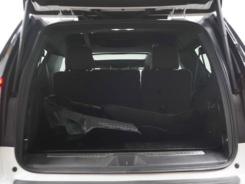 Used 2025 GMC Yukon XL Denali w/ Sun & Power Step Package AWD/4WD image 18