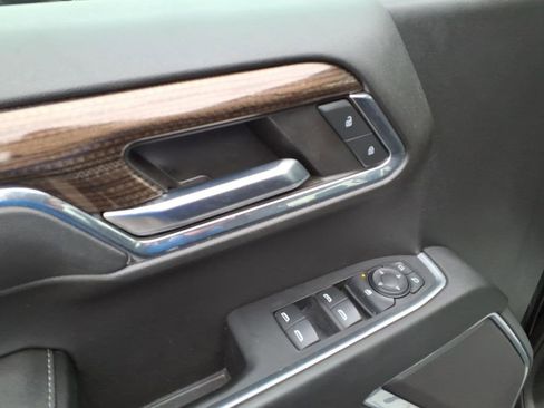 Used 2024 Chevrolet Silverado 1500 LT image 19