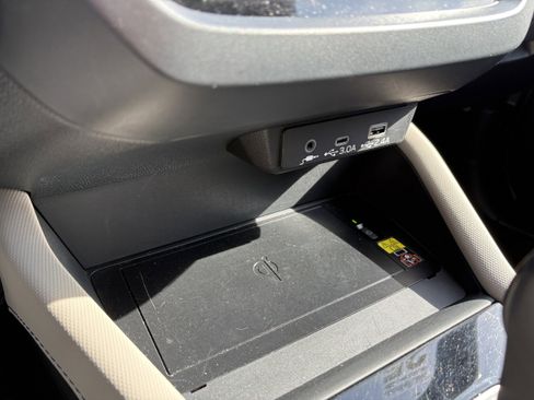 Certified 2025 Subaru Forester Premium w/ Convenience Package #2 image 21