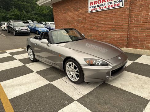 Used 2004 Honda S2000 image 18