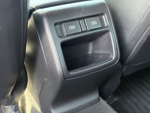 Used 2022 Honda Accord Sport image 11