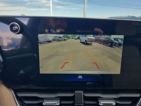 New 2026 Chevrolet Equinox ACTIV FWD image 35