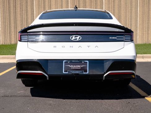 Used 2024 Hyundai Sonata SEL FWD image 8