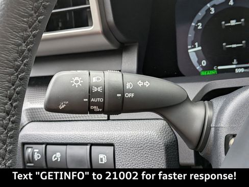 Used 2025 Toyota 4Runner Limited image 31