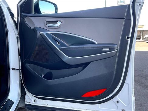 Used 2018 Hyundai Santa Fe Sport image 23