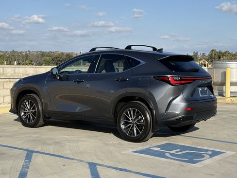 Used 2025 Lexus NX 350h AWD w/ Premium Package image 9