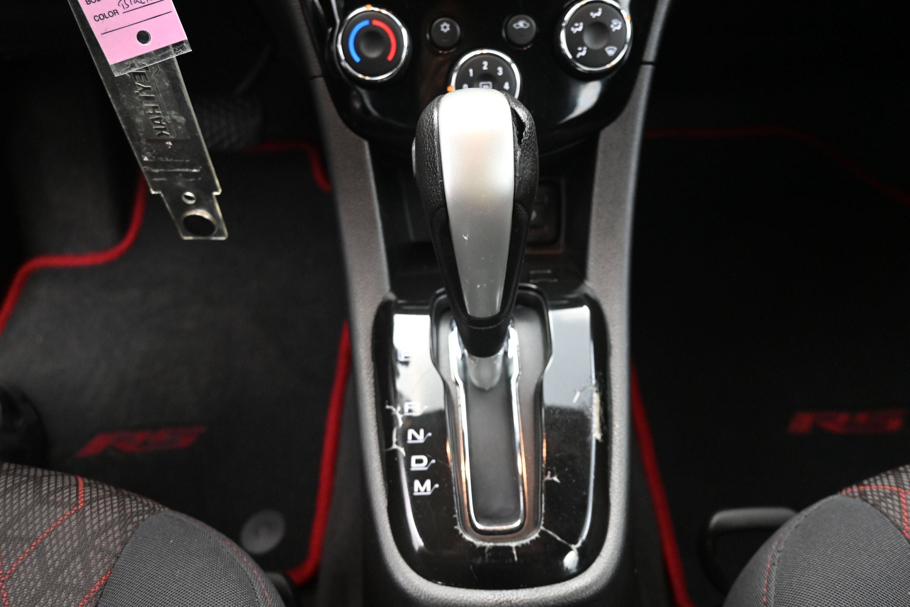 Used 2020 Chevrolet Sonic LT FWD image 20