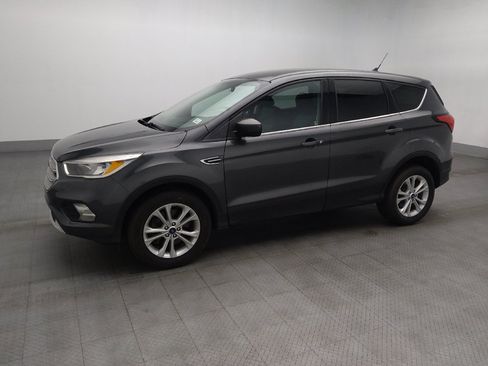 Used 2019 Ford Escape SE AWD/4WD image 2