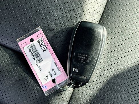 Used 2023 Subaru Outback Touring AWD/4WD image 38