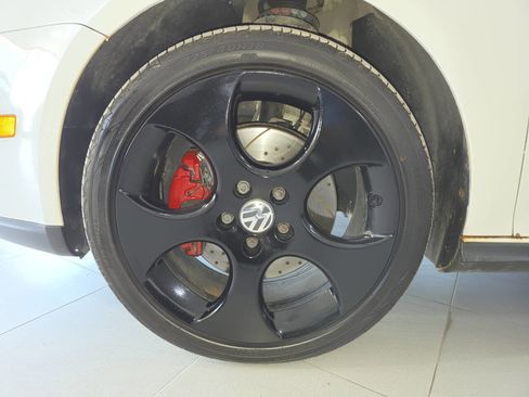Used 2007 Volkswagen Golf 2-Door FWD image 11