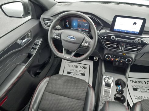 Used 2024 Ford Escape ST-Line AWD/4WD image 16