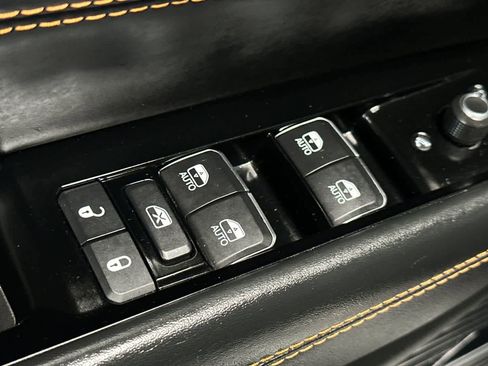 Used 2024 Jeep Grand Wagoneer L Series III AWD/4WD image 14