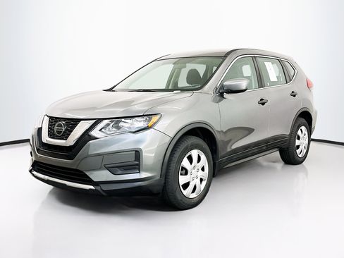 Used 2018 Nissan Rogue S AWD/4WD image 3