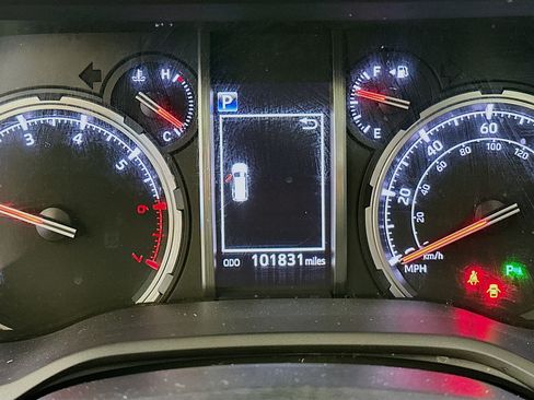 Used 2021 Toyota 4Runner Nightshade AWD/4WD image 18